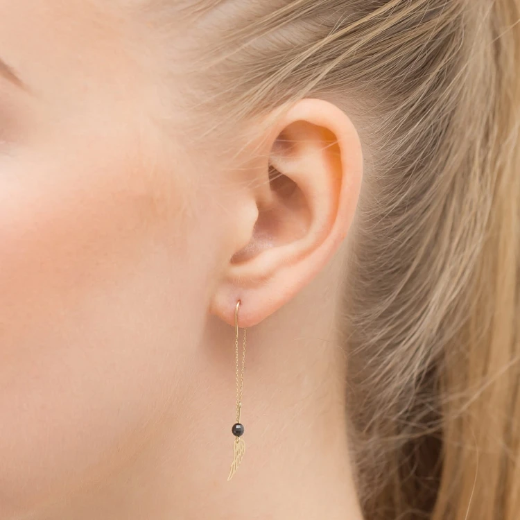 Złote kolczyki długie przewlekane na łańcuszku skrzydła Kleur K183-585 MARKO