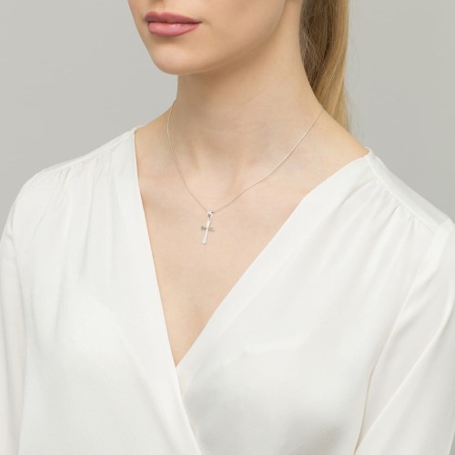 Srebrny krzyżyk diamentowany zdobiony D357-925-S marko