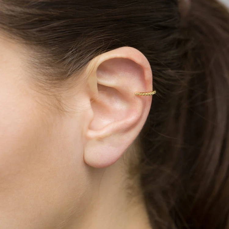 Pozłacany kolczyk nausznica ząbki ćwieki nakładka fake piercing Supreni K290-925-Z marko