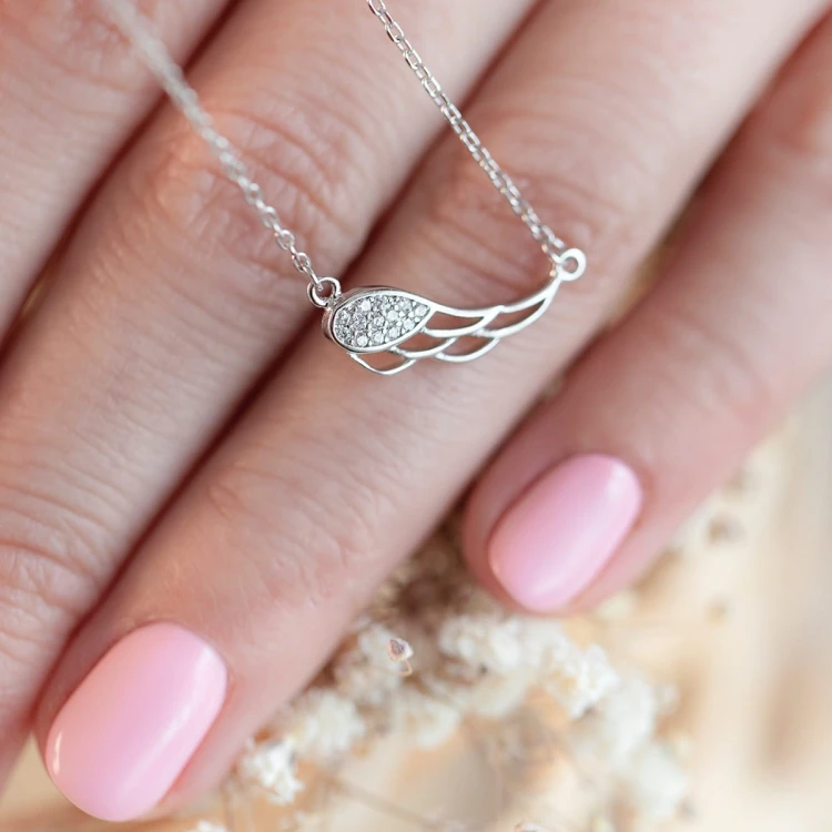 Srebrny naszyjnik zawieszka skrzydło z cyrkoniami Virino N690-925-S marko