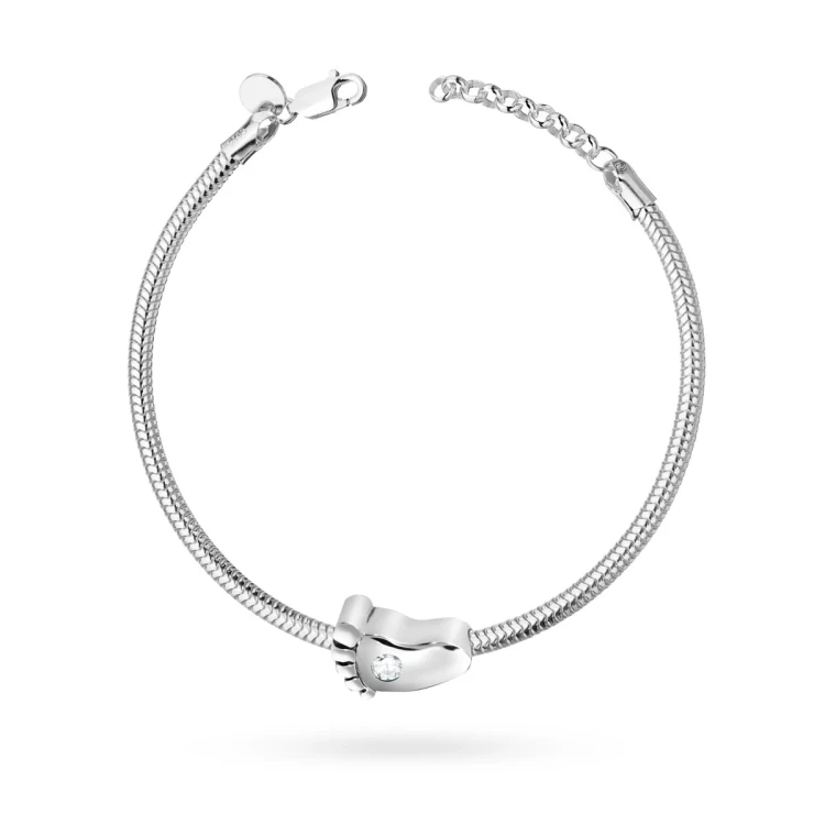 Srebrna regulowana bransoletka Charms z zawieszką dziecięca stópka biała cyrkonia Z521B-B969-925 marko