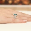 Pierścionek białe złoto z topazem 3,00ct i brylantami Dynastia marko