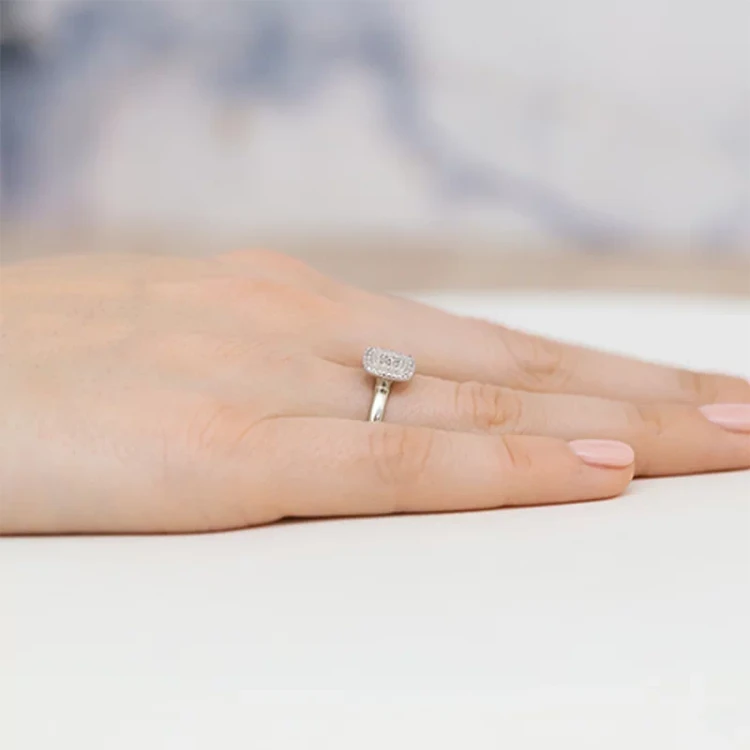Pierścionek z białego złota z brylantami 0,13ct Galaktyki W448-585-B0.13 marko