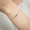 Bransoletka z białego złota z rubinem i brylantami na podwójnym łańcuszku Premio BB023-B585-R0.15 marko