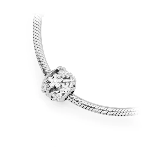Srebrna zawieszka białe kwiatki Charms Z696-925-BS marko