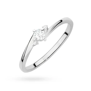 Pierścionek z trzema kamieniami diamenty  laboratoryjne białe złoto Lab Diamonds