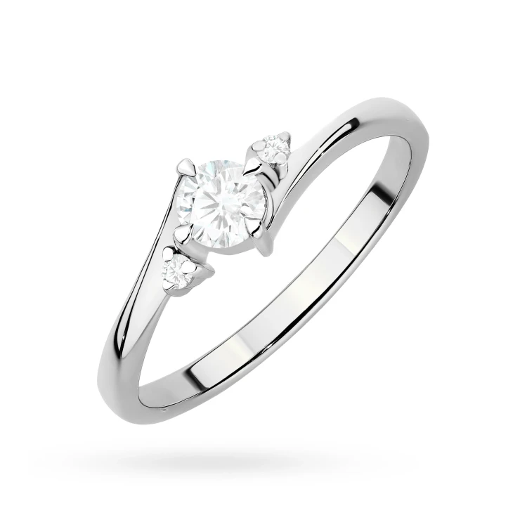 Pierścionek z trzema kamieniami diamenty laboratoryjne białe złoto Lab Diamonds W0346.B3.LDW.02 marko