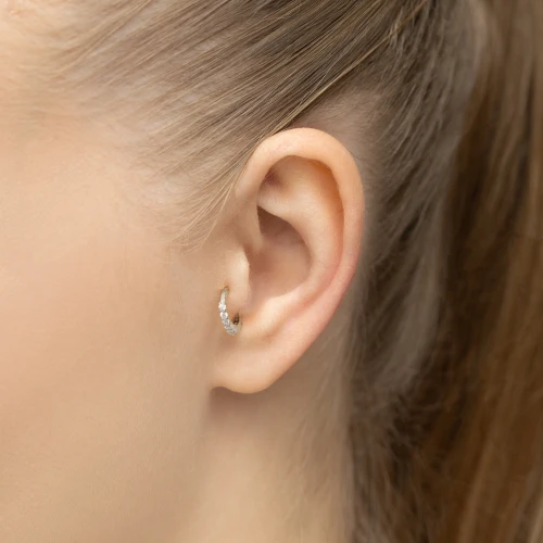 Srebrny kolczyk tragus nakładka na        chrząstkę fake piercing cyrkonie