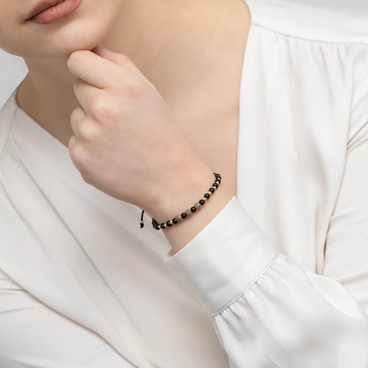 B1381-585-CZ_3.webp