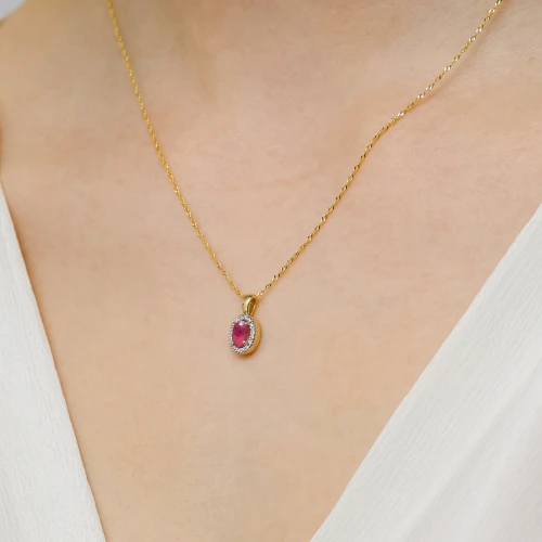Zawieszka markiza z Rubinem 0,60ct żółte złoto