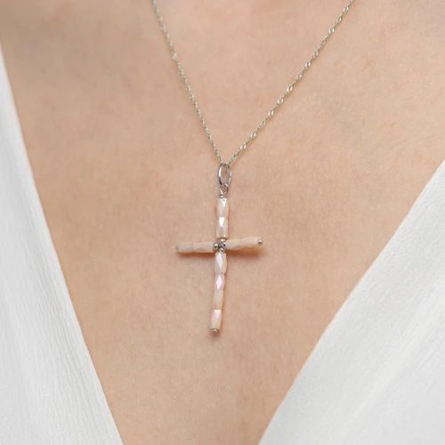 Srebrna zawieszka diamentowany różowy     krzyżyk