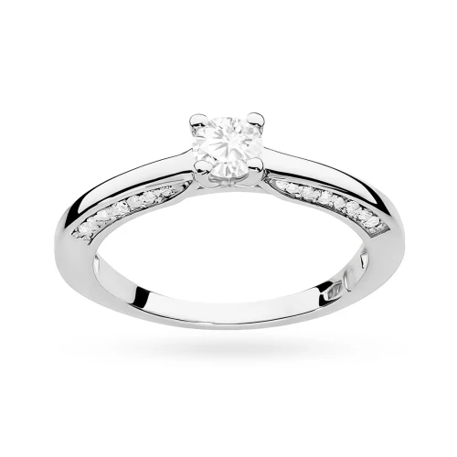 Pierścionek zaręczynowy z białego złota   Lab Diamonds kamień centralny 0,30ct