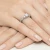 Złoty pierścionek z diamentami laboratoryjnymi Lab Diamonds białe złoto W0023.B3.LDW.02 marko