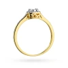 Elegancki pierścionek zaręczynowy z żółtego złota ozdobiony wieloma diamentami lab-grown, prezentowany na białym tle produktu W0462.Z3.LDW.01