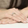 Złoty pierścionek z diamentami laboratoryjnymi Lab Diamonds białe złoto W0023.B3.LDW.01 marko