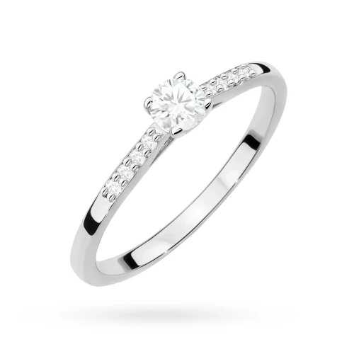 Złoty pierścionek zaręczynowy z diamentami laboratoryjnymi wielokamieniowy Lab Diamonds białe złoto W0668.B3.LDW.01 marko