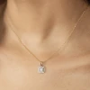 Złota kwadratowa zawieszka z diamentami laboratoryjnymi Lab Diamonds Z0506.Z3.LDW.01 marko