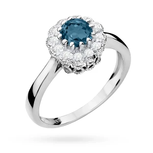 Białe złoto pierścionek zaręczynowy z topazem London Blue 0,50ct i brylantami Dynastia Relove - Rozmiar 14