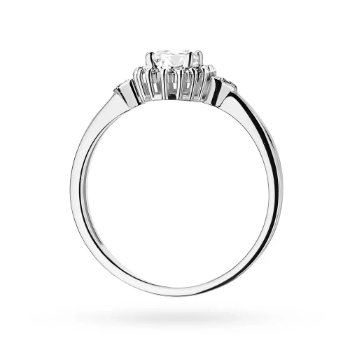 Pierścionek zaręczynowy z białego złota  z owalnym diamentem Lab Diamonds kwiatek markiza serca