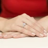 Pierścionek zaręczynowy z białego złota z owalnym diamentem Lab Diamonds i brylantami kwiatek markiza serca W0312.B3.LDW.01 marko