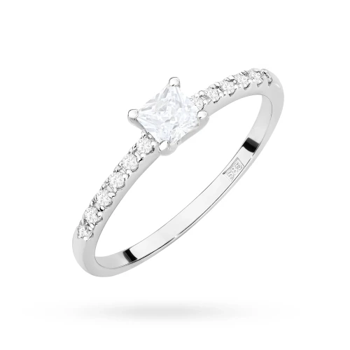 Zaręczynowy pierścionek z białego złota  kwadratowy diament laboratoryjny Princessa 0,30ct Lab Diamonds
