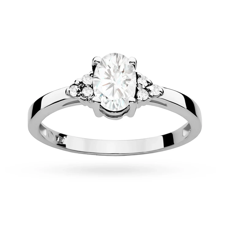 Pierścionek zaręczynowy z białego złota z owalnym diamentem laboratoryjnym 0,70ct Lab Diamonds i brylantami W0308.B3.LDW.01 marko