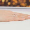 Pierścionek z różowego złota obrączka z brylantem 0,04ct Obietnice  P098-R585-B0.04 marko