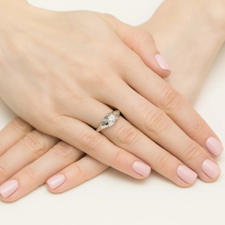 Białe złoto pierścionek z dużym diamentem laboratoryjnym 0,40ct Lab Diamonds W0545.B3.LDW.01 marko