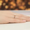 Klasyczny pierścionek z różowego złota z diamentem laboratoryjnym 1,00ct w czterech łapkach Lab Diamonds W0543.R3.LDW.04 marko