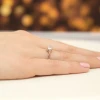 Pierścionek różowe złoto z diamentem laboratoryjnym 0,40ct w ażurowej oprawie Lab Diamonds W0542.R3.LDW.01 marko