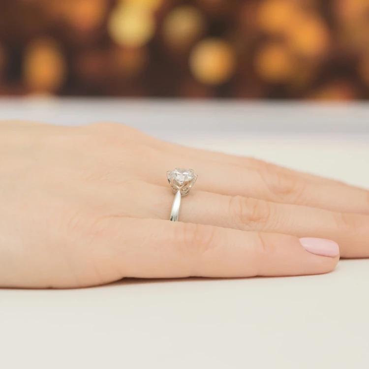 Pierścionek z białego złota diament laboratoryjny 1,00ct kamienie wokół korony Lab Diamonds W0539.B3.LDW.04 marko