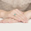 Pierścionek zaręczynowy z białego złota ze szmaragdem 0,80ct markiza Kultowa W0182.B3.EMG.02 marko