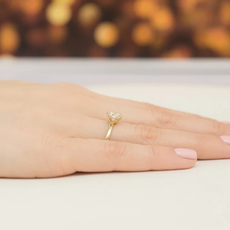 Klasyczny pierścionek z żółtego złota z diamentem laboratoryjnym 0,70ct w sześciu łapkach Lab Diamonds W0535.Z3.LDW.04 marko