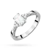 Pierścionek zaręczynowy z białego złota z prostokątnym diamentem laboratoryjnym Lab Diamonds W0002.B3.LDW.01 marko