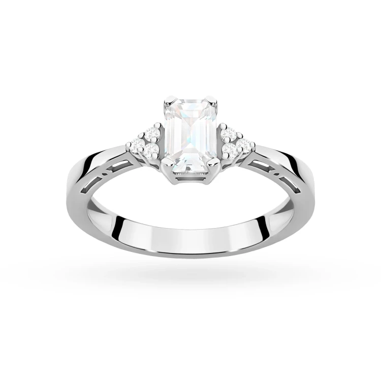 Pierścionek zaręczynowy z białego złota z prostokątnym diamentem laboratoryjnym Lab Diamonds W0002.B3.LDW.01 marko