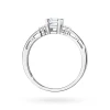 Pierścionek zaręczynowy z białego złota z prostokątnym diamentem laboratoryjnym Lab Diamonds W0002.B3.LDW.01 marko