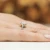 Prostokątny pierścionek ze złota z diamentem laboratoryjnym Lab Diamonds W0422.Z3.LDW.01 marko