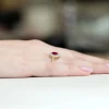 Złoty pierścionek zaręczynowy z rodolitem 0,50ct i brylantami Dynastia W0303.Z3.RHR.01 marko