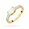 Złoty pierścionek zaręczynowy z prostokątnym diamentem laboratoryjnym Lab Diamonds W0105.Z3.LDW.01 marko