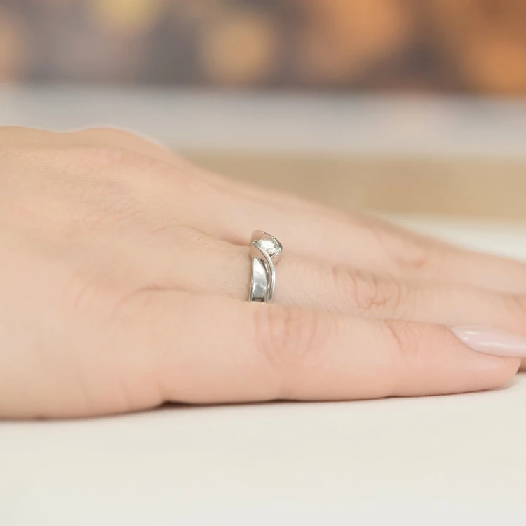 Zaręczynowy pierścionek białe złoto z brylantem 0,15ct Generacja W0278.B3.DIW.01 marko
