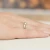 Klasyczny złoty pierścionek mijanka z diamentem laboratoryjnym 0,15ct Lab Diamonds W0278.Z3.LDW.01 marko