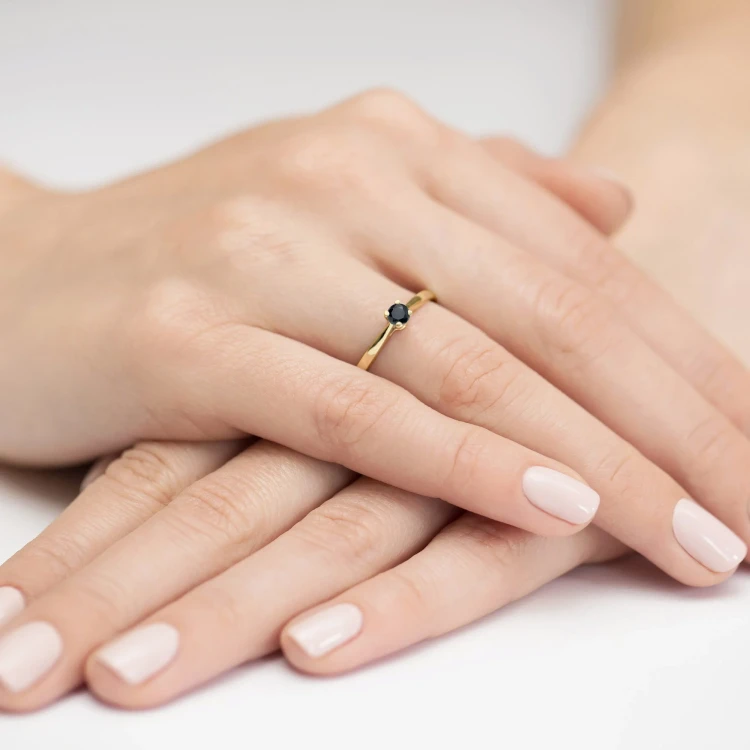 Klasyczny pierścionek zaręczynowy czarny diament 0,20ct Klasyka W0335.Z3.DIB.01 marko