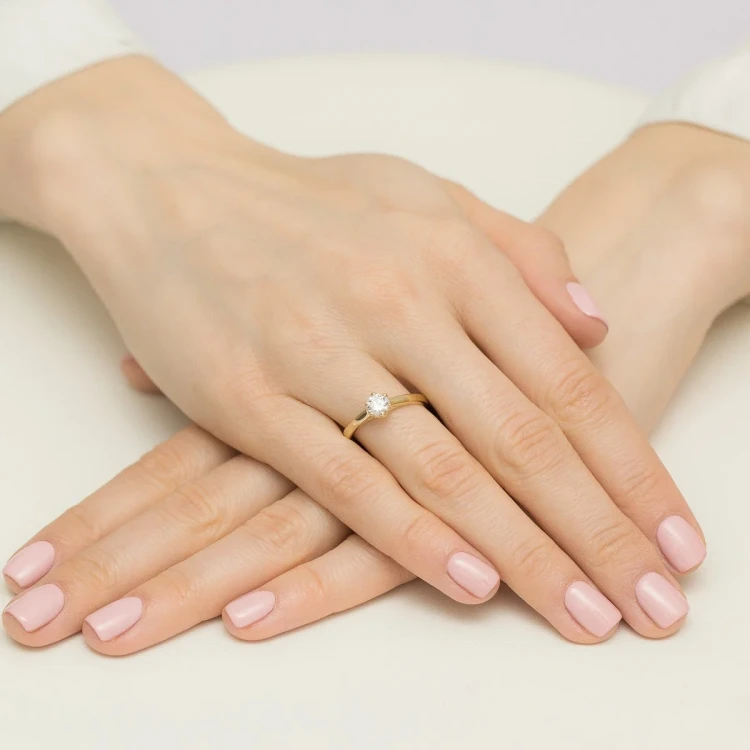 Klasyczny pierścionek z żółtego złota z diamentem laboratoryjnym 0,40ct w sześciu łapkach Lab Diamonds W0540.Z3.LDW.02 marko