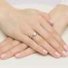 Białe złoto pierścionek z brylantem 0,70ct w czterech łapkach Klasyka W0543.B3.DIW.03 marko