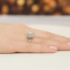 Pierścionek z białego złota z diamentem laboratoryjnym 1,00t i 56 dodatkowych kamieni Lab Diamonds W0548.B3.LDW.04 marko