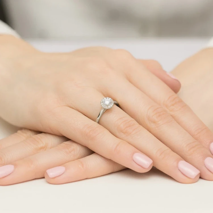 ierścionek z białego złota Halo Ring diament laboratoryjny 0,40ct i kamienie boczne Lab Diamonds W0550.B3.LDW.01 marko