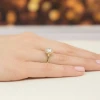Pierścionek z żółtego złota Halo Ring brylant 1,00ct i kamienie boczne Dynastia W0550.Z3.DIW.04 marko