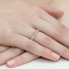 Pierścionek z różowym diamentem laboratoryjnym w kształcie serca Lab Diamonds białe złoto W0065.B3.LDP.01 marko