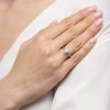 Pierścionek zaręczynowy z diamentem laboratoryjnym Illume Emerald 1,00ct białe złoto Lab Diamonds W0691.B3.LDW.03 marko