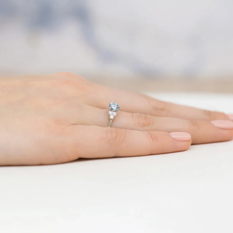Pierścionek zaręczynowy z białego złota z okrągłym niebieskim diamentem laboratoryjnym 0,50ct Lab Diamonds W0451.B3.LDA.01 marko